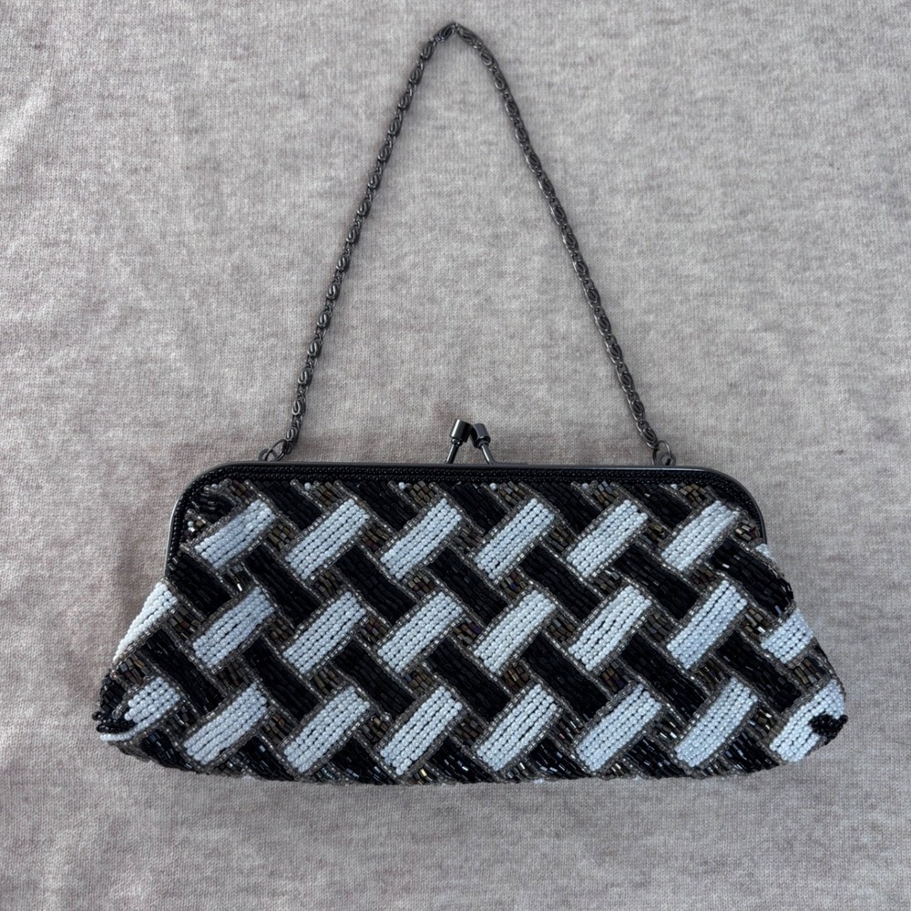 Vintage Moni Couture Beaded Evening Clutch Black White Basketweave Kiss Lock Bag